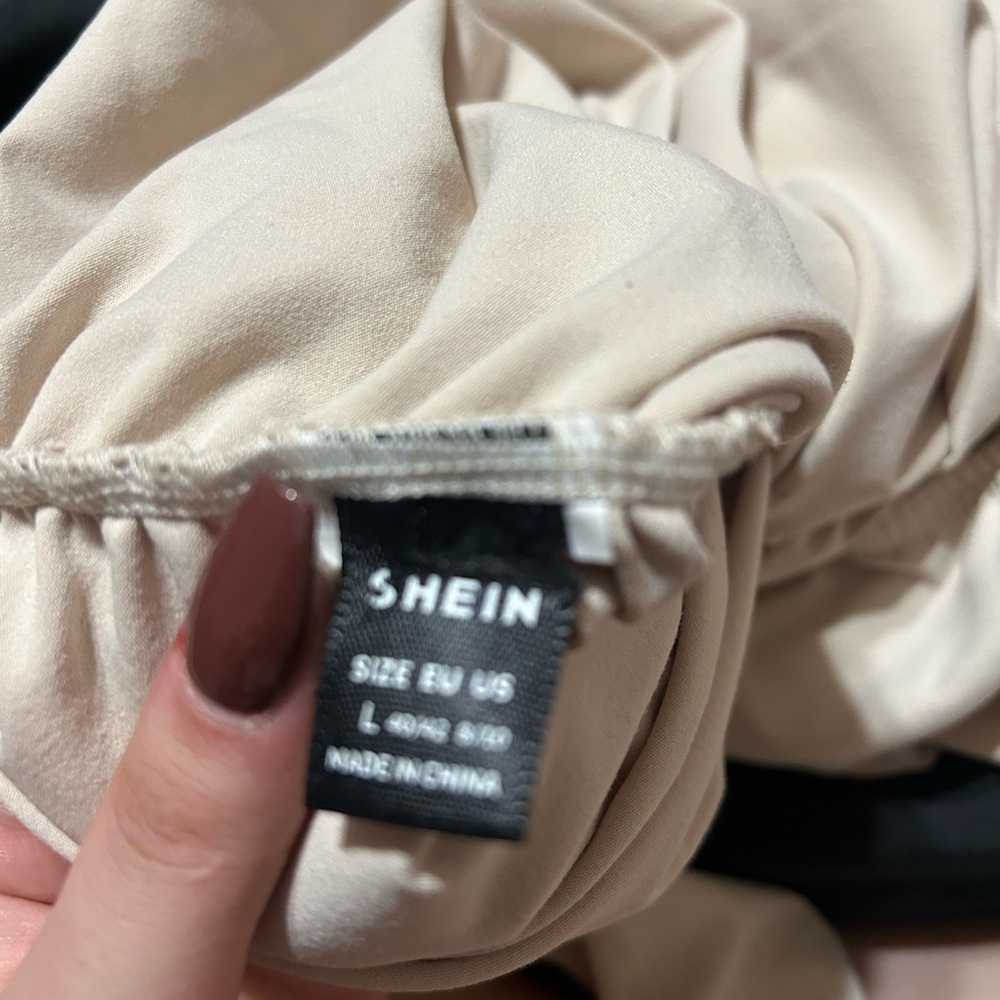 Shein Asymmetrical Ruched Top - Picture 3 of 3